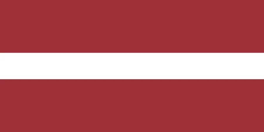 라트비아 국기
