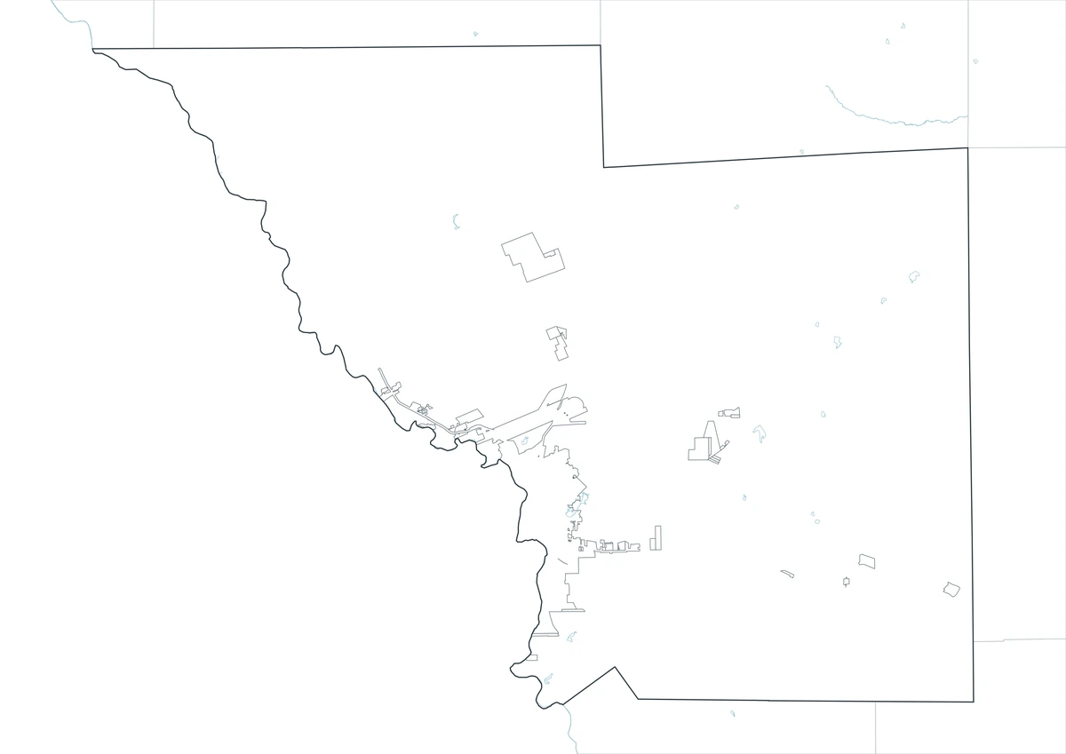 Blank outline map of Webb County Texas