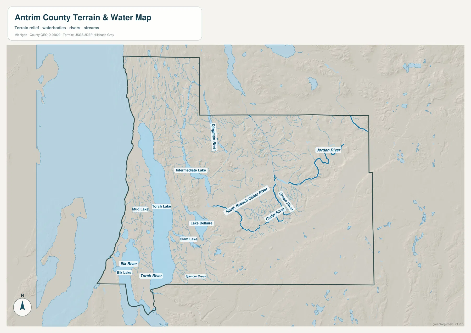 Torch Lake, Intermediate Lake, Lake Bellaire, Clam Lake, Elk Lake, Jordan River, Cedar River가 표시된 Antrim County 지형 수역 지도